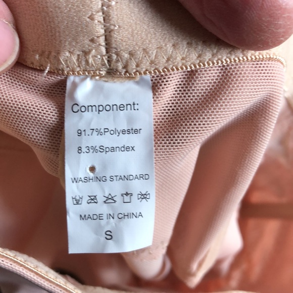 Women’s size small shape wear underwear - Picture 4 of 5